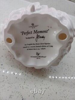 Figurine en édition limitée Coalport Perfect Moment dans sa boîte avec certificat d'authenticité en parfait état mint
