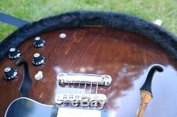 Gibson Es-335 Limited Edition Memphis 70 Walnut Excellent État