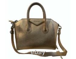 Givenchy Antigona Bag Medium Immaculate Condition, Édition Limitée