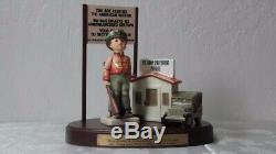 Hummel Goeble'checkpoint Charlie ' Figurine Limited Edition Impeccable