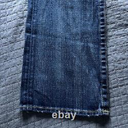 Jeans True Religion déchirés édition limitée 34 en condition immaculée