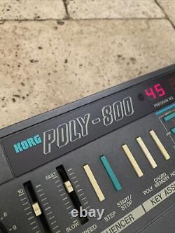 Korg POLY-800 Édition Limitée TOUCHES INVERSÉES, État Fantastique, SYNTHÉ RARE