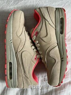 Nike Air Max 1 Home Turf Milan UK9 Excellent Condition Rare Limited Edition 
<br/> 
<br/>	  Nike Air Max 1 Terre d'origine Milan UK9 Excellent état Édition limitée rare