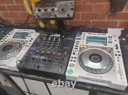 Pioneer 2 X Cdj-2000 Nxs2 Blanc Édition Limitée État De La Menthe