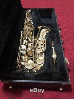 Selmer Alto Saxophone Modèle Ltd52 En Bon État