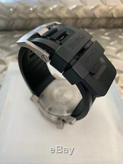 Sisu Bravado Montre Bq350-0153 Suisse Mvmt-silver & Black-excellent État