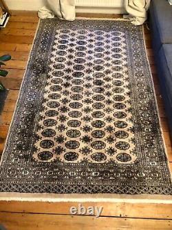 Tapis en laine Bokhara tissé à la main en édition limitée, L244 x l155 cm EXCELLENTE CONDITION